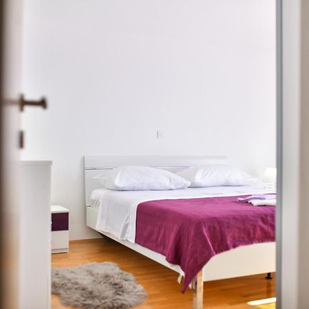 Hotel Apartman Novokmet-Crno à Zadar Extérieur photo